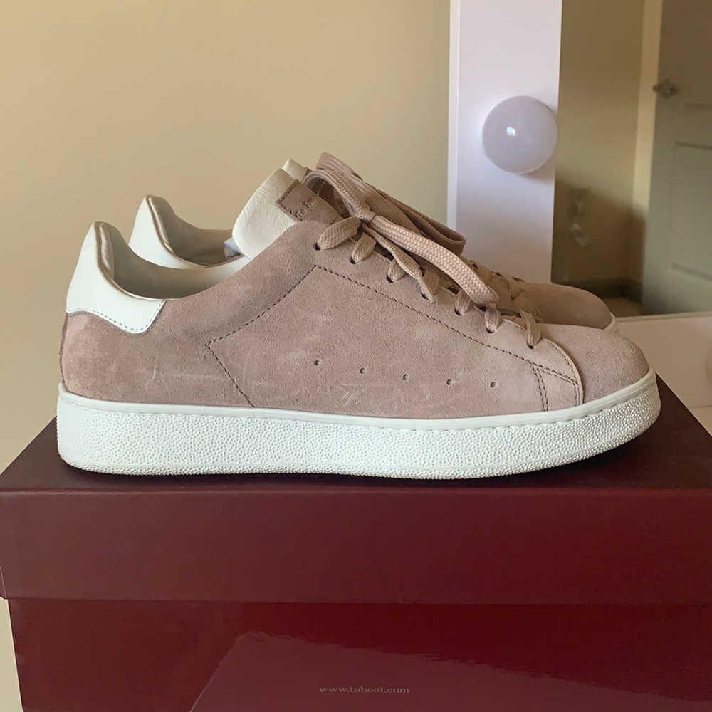 To Boot New York Aurora Sneaker